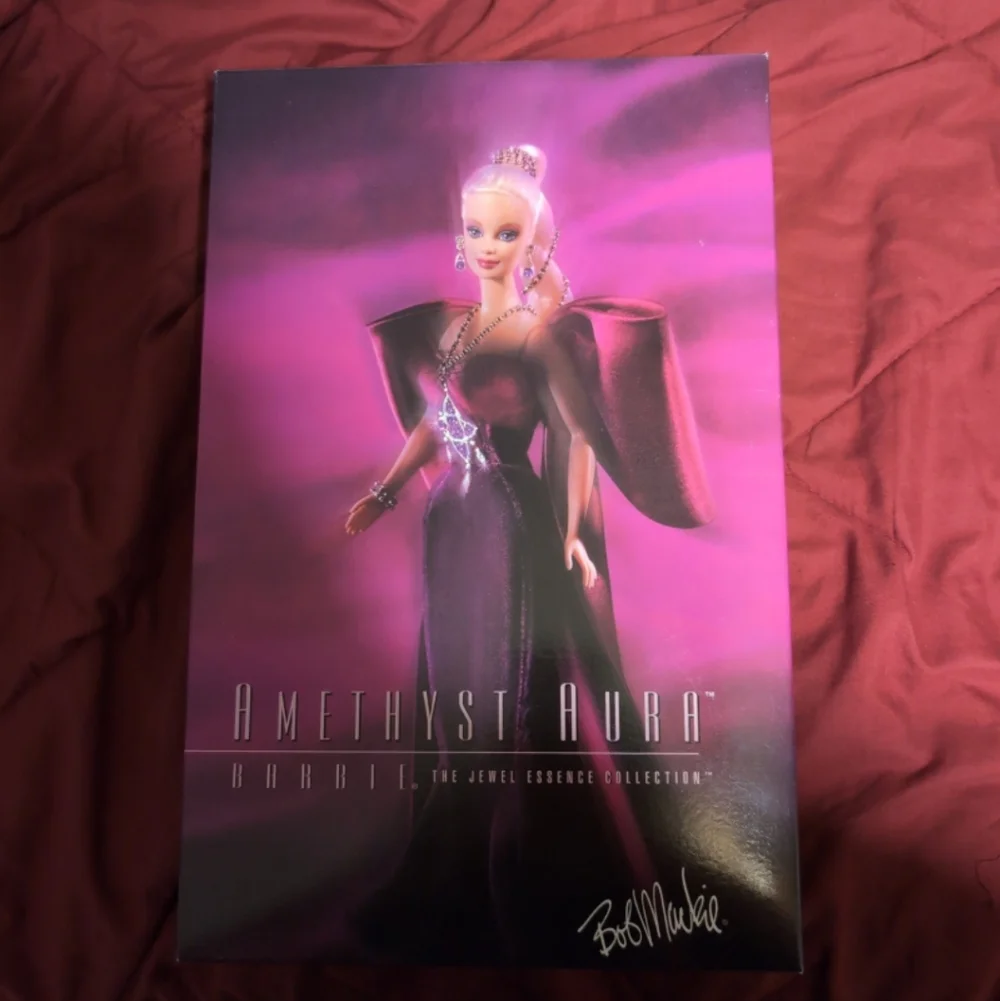 Bob Mackie (The Jewel Essence Collection) Collector Barbie - Picture 5 of 12